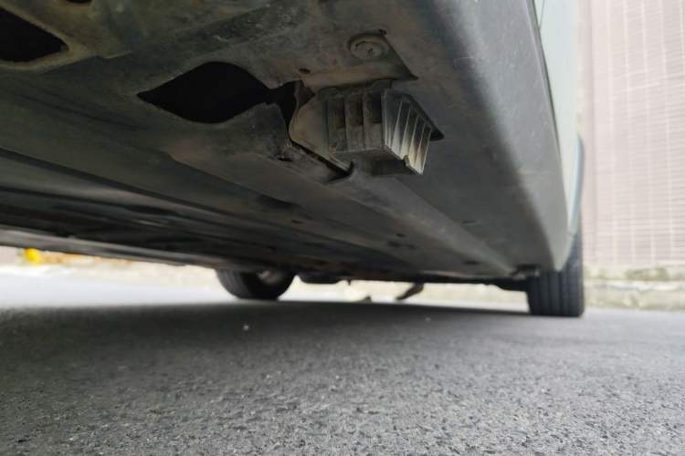Used MINI 2011 1.6L COOPER Fun Chassis Rear Right