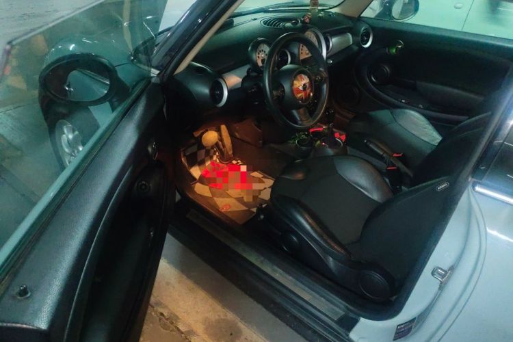 Used MINI 2011 1.6L COOPER Fun Driver Seat