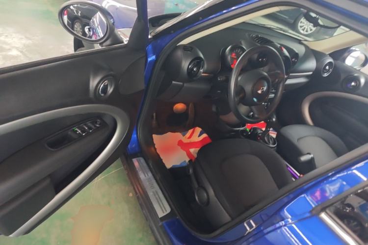 Used MINI 2011 1.6L ONE Driver Seat