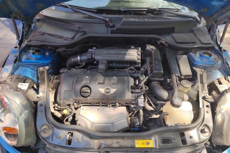 Used MINI 2011 1.6L COOPER Fun Engine Bay