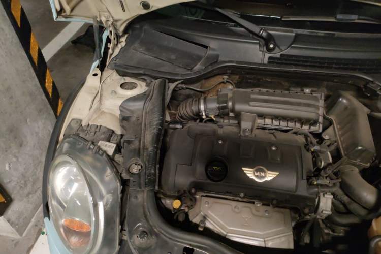Used MINI 2011 1.6L COOPER Fun Engine Bay Right