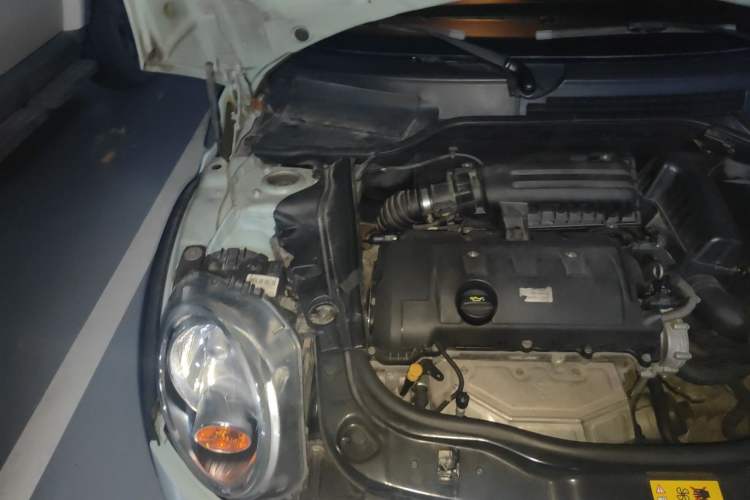 Used MINI 2011 1.6L ONE Engine Bay Right