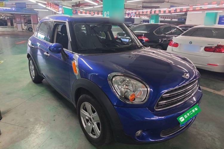 Used MINI 2011 1.6L ONE Front Right 45 Deg