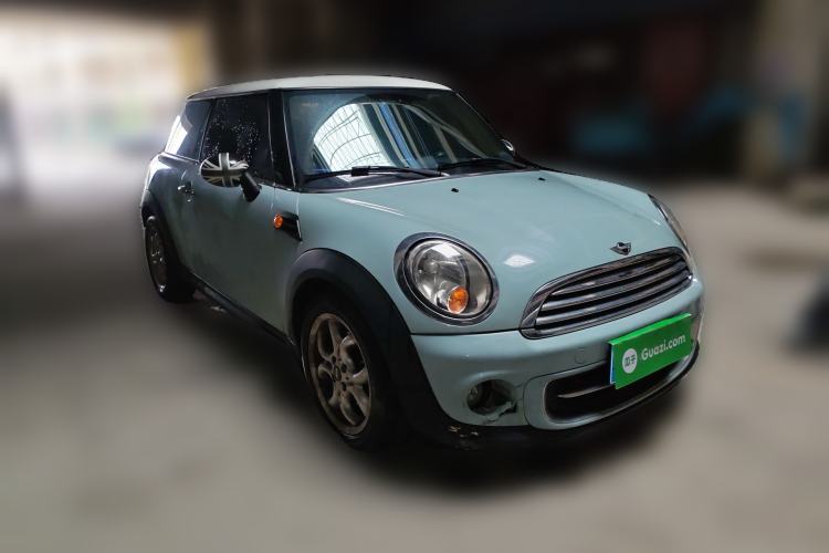 Used MINI 2011 1.6L COOPER Fun Front Right 45 Deg
