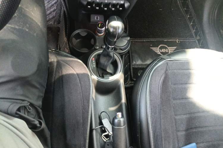 Used MINI 2011 1.6L ONE Gear Lever