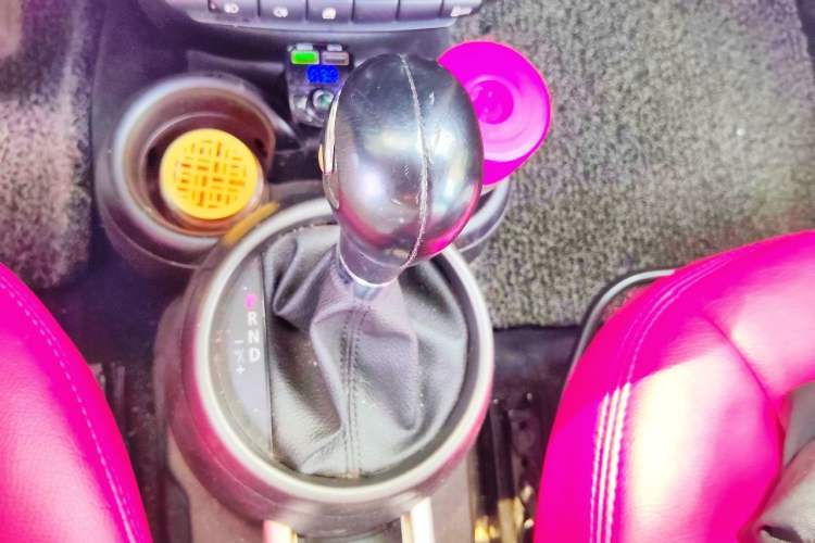 Used MINI 2011 1.6L ONE Gear Lever