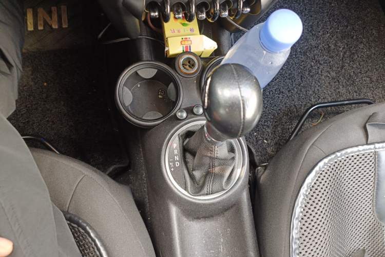 Used MINI 2011 1.6L ONE Gear Lever