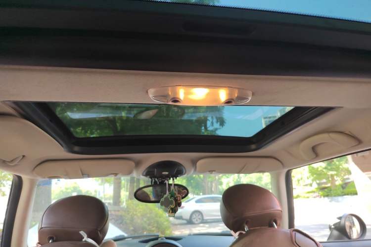Used MINI 2011 1.6L COOPER Fun Headliner