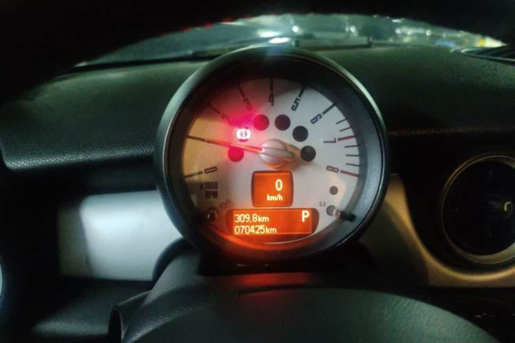 Used MINI 2011 1.6L COOPER Fun Instrument Cluster