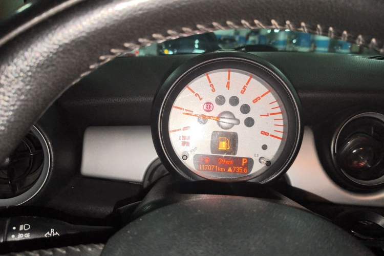 Used MINI 2011 1.6L COOPER Fun Instrument Cluster