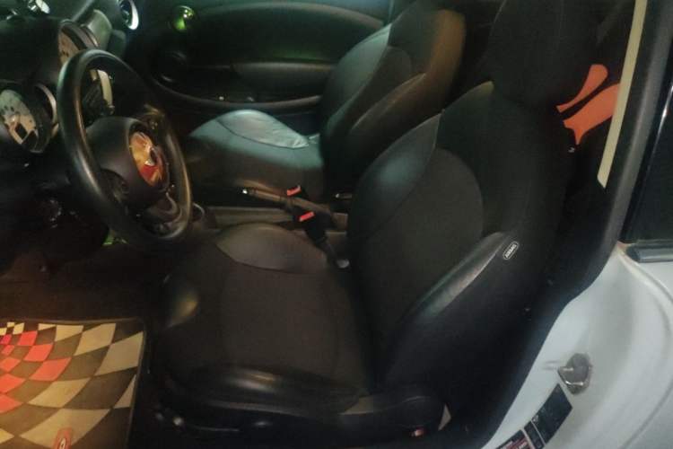 Used MINI 2011 1.6L COOPER Fun Left Front Seat