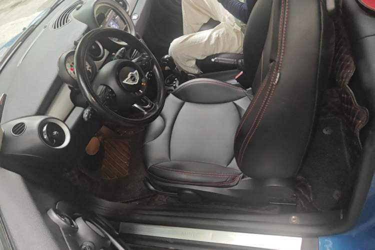 Used MINI 2011 1.6L COOPER Fun Left Front Seat