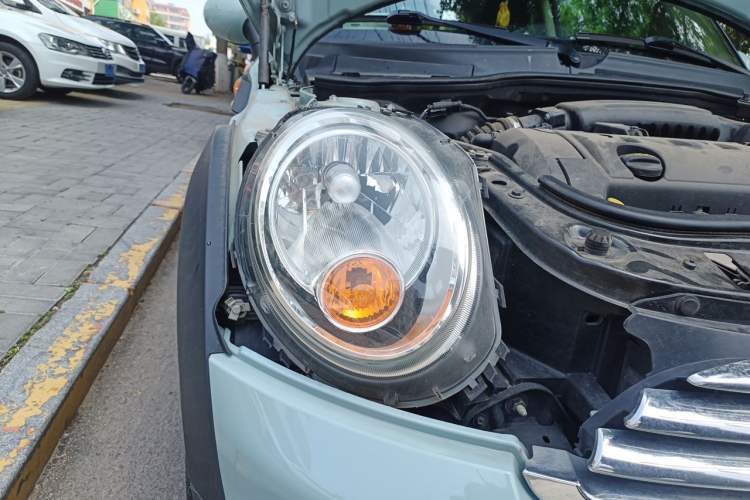 Used MINI 2011 1.6L ONE Right Front Headlight