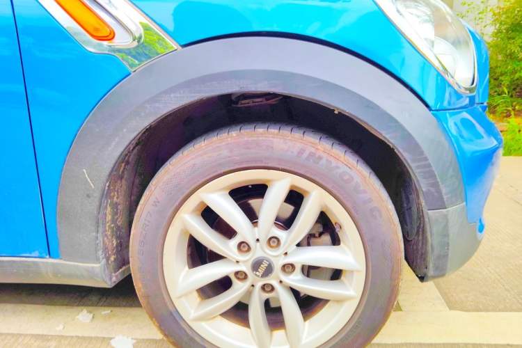 Used MINI 2011 1.6L ONE Right Front Wheel Hub