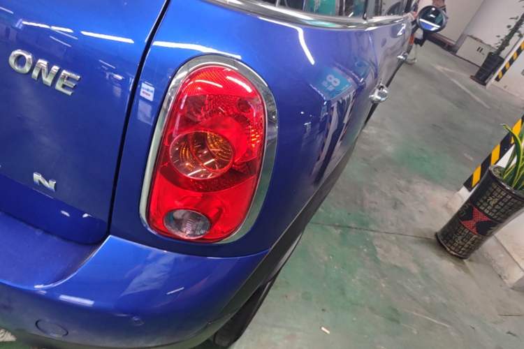 Used MINI 2011 1.6L ONE Right Rear Taillight
