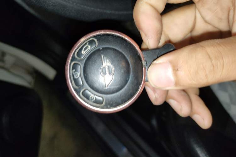 Used MINI 2011 1.6L COOPER Fun Vehicle Key