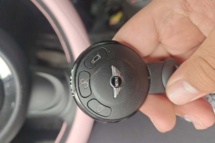 Used MINI 2011 1.6L COOPER Fun Vehicle Key