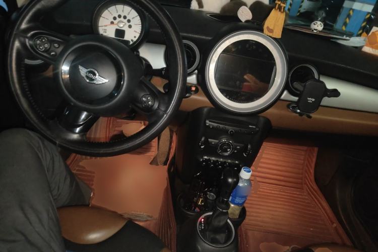 Used MINI 2011 1.6L COOPER Fun Center Console