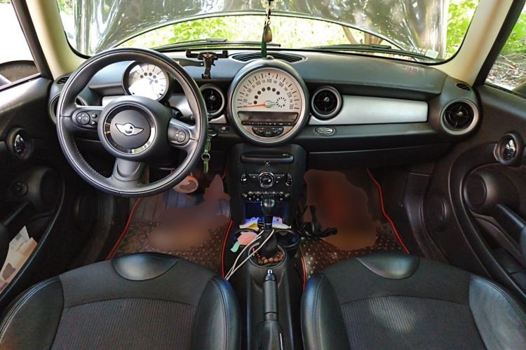 Used MINI 2011 1.6L COOPER Fun Center Console