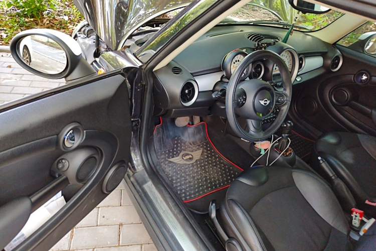 Used MINI 2011 1.6L COOPER Fun Driver Seat