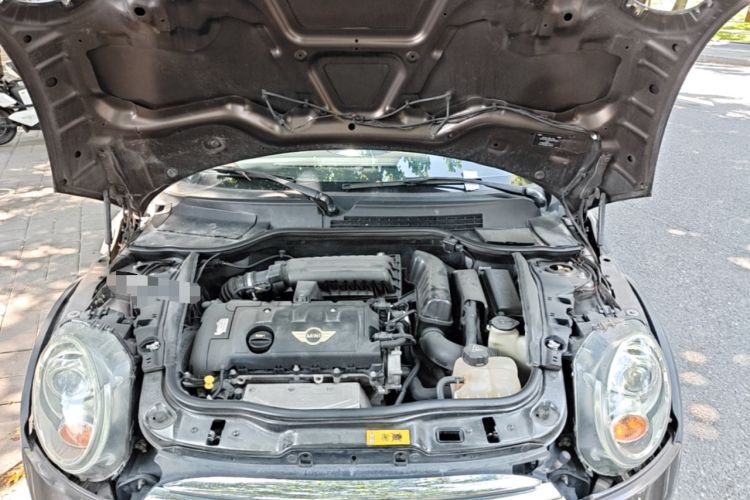 Used MINI 2011 1.6L COOPER Fun Engine Bay