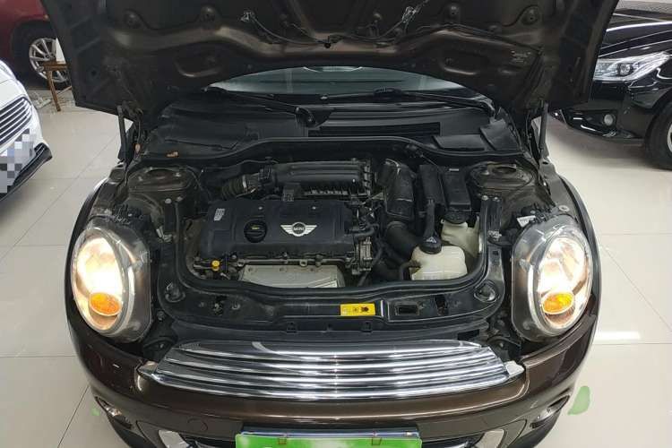 Used MINI 2011 1.6L COOPER Fun Engine Bay