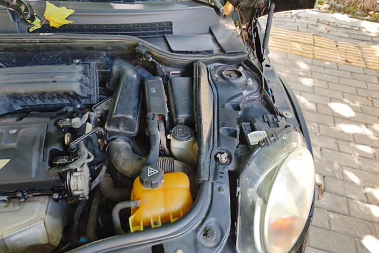 Used MINI 2011 1.6L COOPER Fun Engine Bay Left