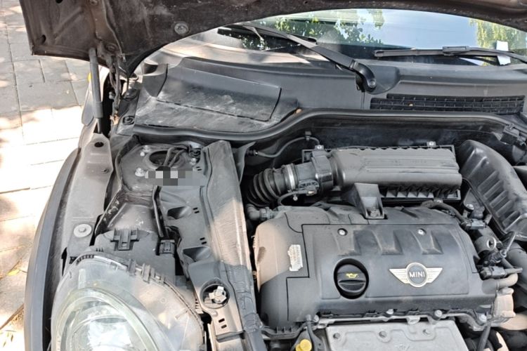 Used MINI 2011 1.6L COOPER Fun Engine Bay Right