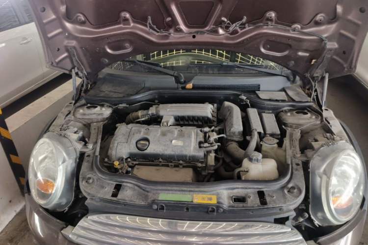 Used MINI 2011 1.6L ONE Engine Bay