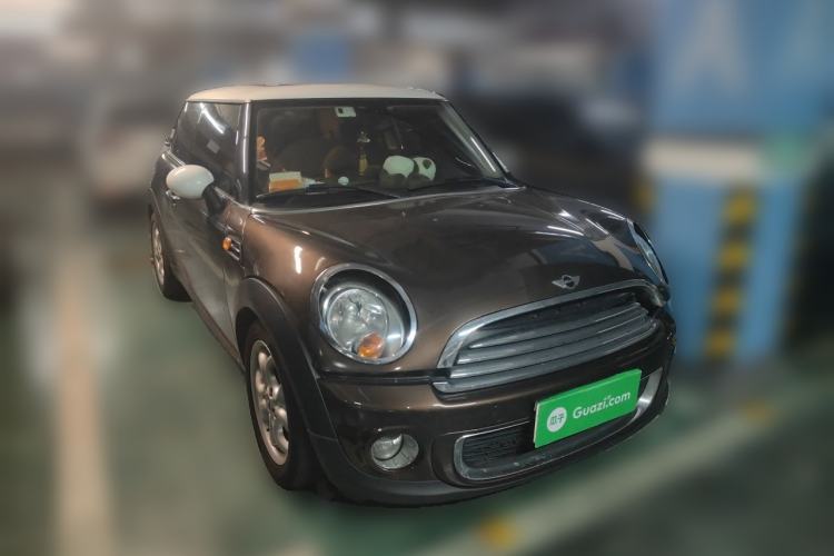Used MINI 2011 1.6L COOPER Fun Front Right 45 Deg