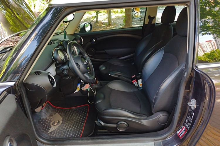 Used MINI 2011 1.6L COOPER Fun Left Front Seat
