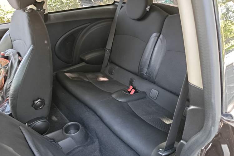 Used MINI 2011 1.6L COOPER Fun Left Rear Seat