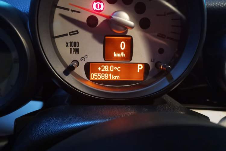 Used MINI 2011 1.6L COOPER CABRIO Odometer Close Up