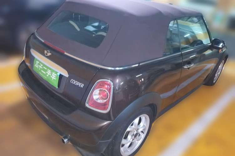Used MINI 2011 1.6L COOPER CABRIO Rear Right 45 Deg