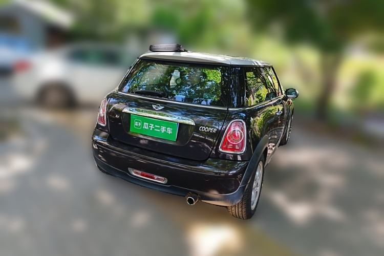 Used MINI 2011 1.6L COOPER Fun Rear Right 45 Deg
