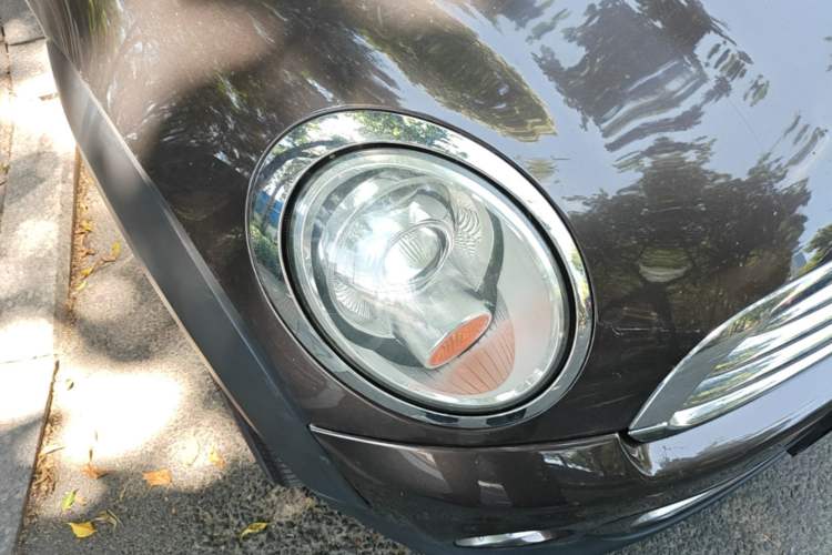 Used MINI 2011 1.6L COOPER Fun Right Front Headlight