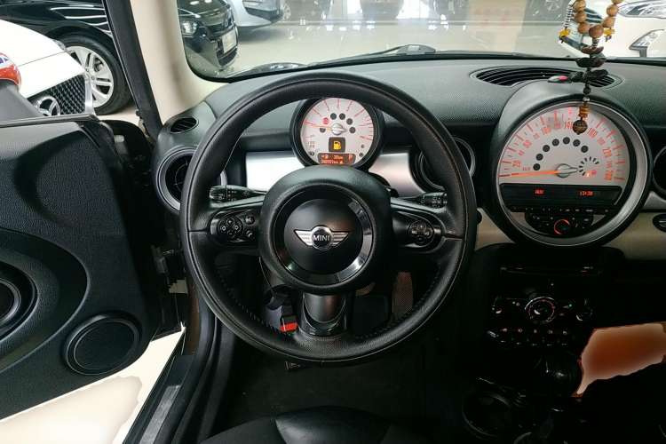 Used MINI 2011 1.6L COOPER Fun Steering Wheel