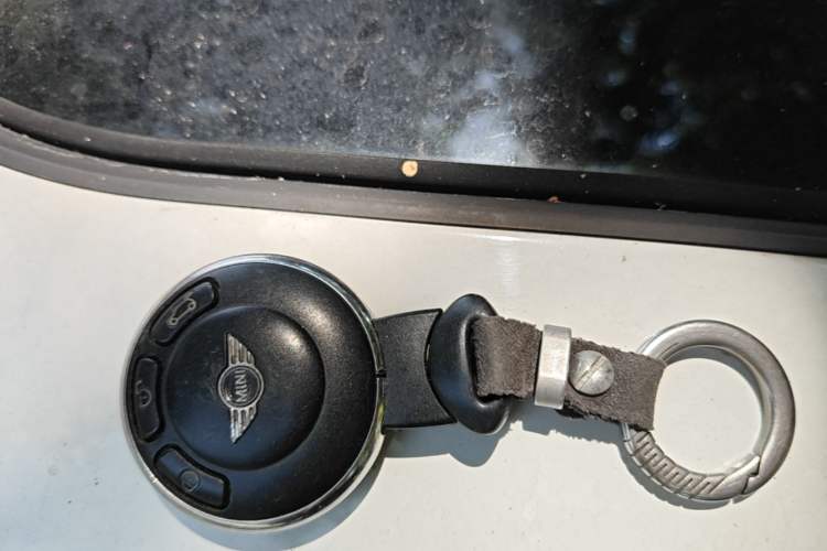 Used MINI 2011 1.6L COOPER Fun Vehicle Key