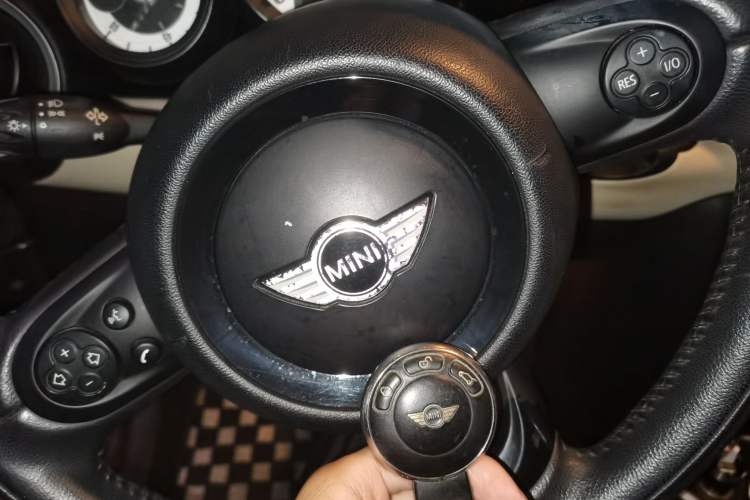 Used MINI 2011 1.6L COOPER CABRIO Vehicle Key