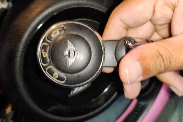Used MINI 2011 1.6L COOPER Fun Vehicle Key
