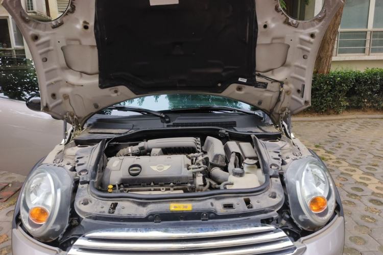 Used MINI 2011 1.6L ONE Engine Bay