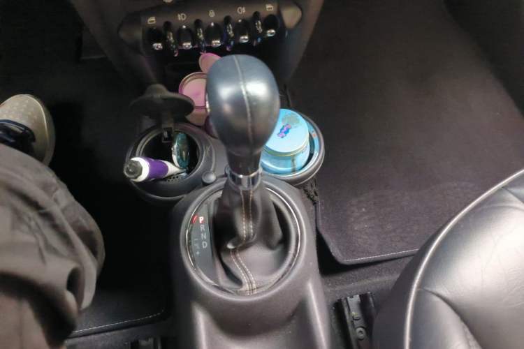 Used MINI 2011 1.6L ONE Gear Lever