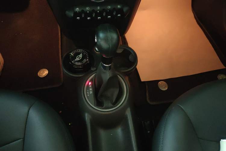 Used MINI 2011 1.6L ONE Gear Lever