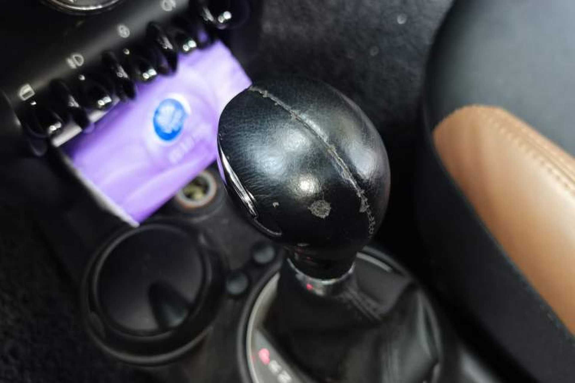 Used MINI 2011 1.6L COOPER Fun Gear Lever