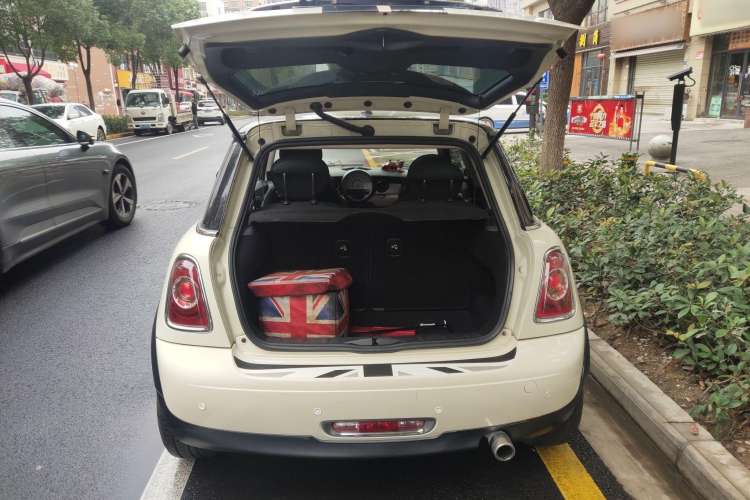 Used MINI 2011 1.6L COOPER Fun Trunk