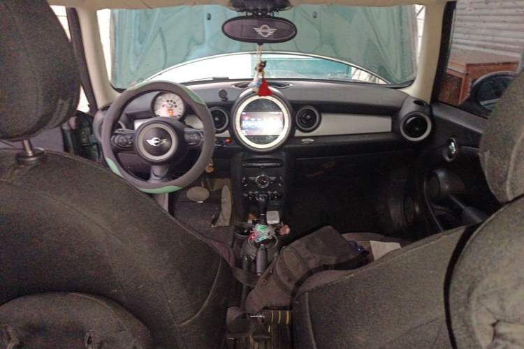 Used MINI 2011 1.6L COOPER Fun Center Console