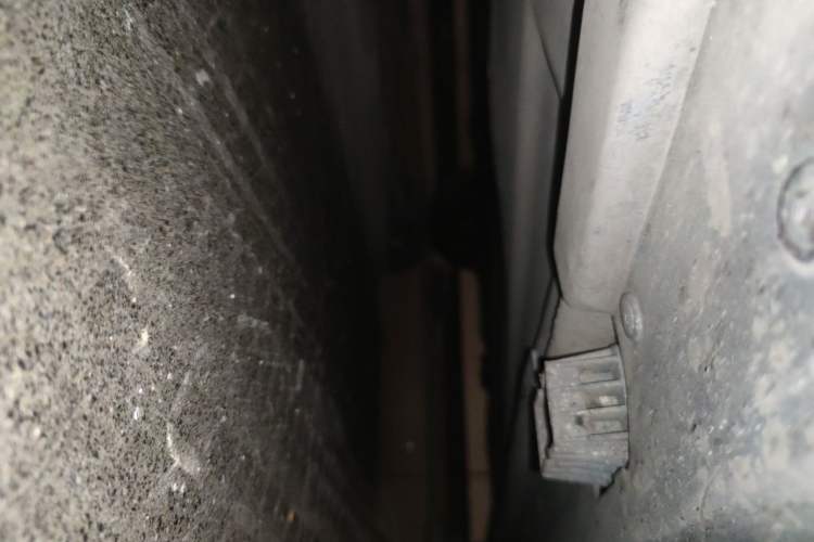 Used MINI 2011 1.6L COOPER Fun Chassis Front Left