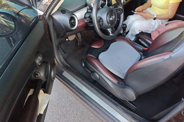Used MINI 2011 1.6L COOPER Fun Driver Seat
