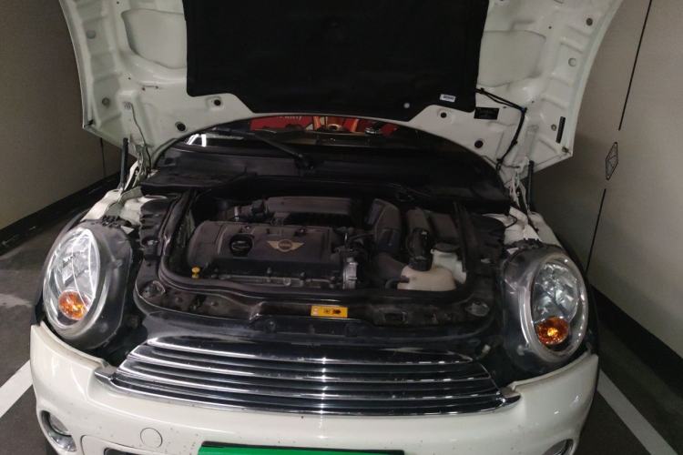Used MINI 2011 1.6L COOPER Fun Engine Bay