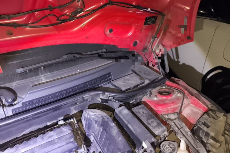 Used MINI 2011 1.6L COOPER Fun Engine Bay Left